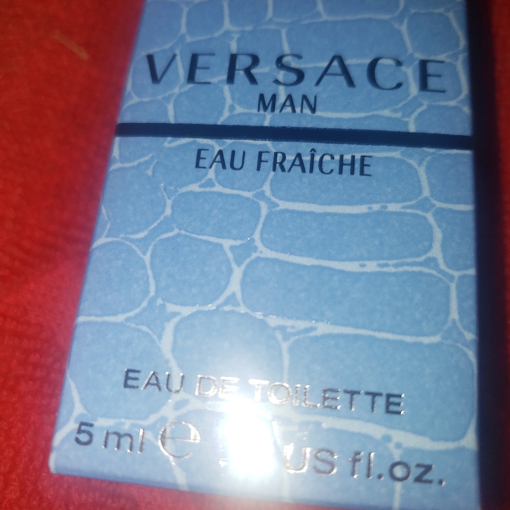 Men's "EAU FRAICHE" by Versace